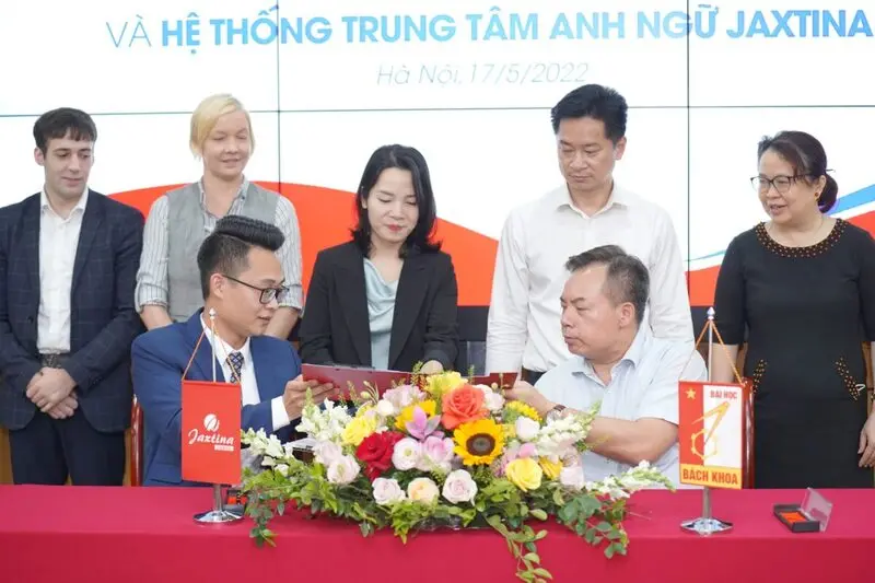Jaxtina hợp tác nâng trình Tiếng Anh cho Trường ĐH Bách Khoa Hà Nội