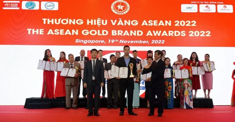 Hệ thống Anh ngữ Jaxtina vinh dự nhận được danh hiệu: Top 10 Thương hiệu Vàng Asean 2022