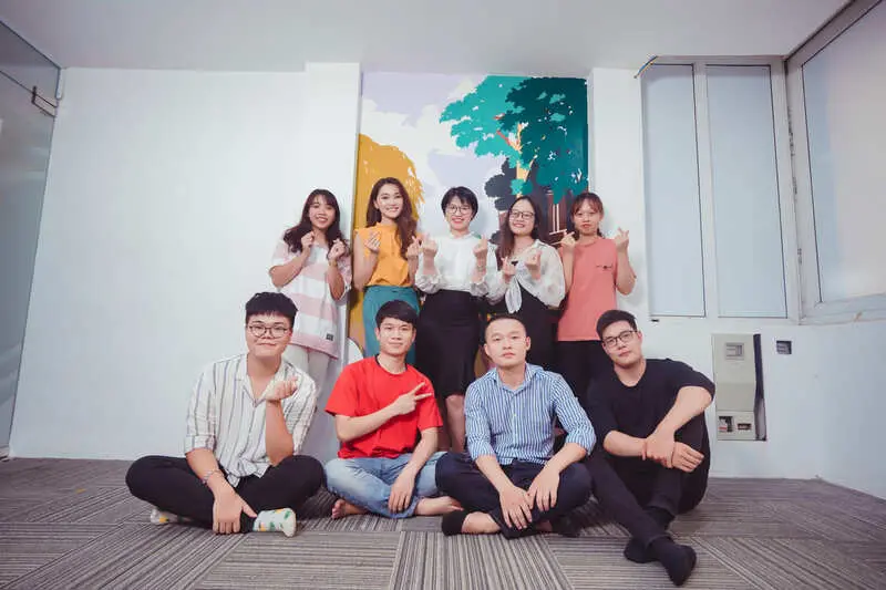 học tiếng anh trần quốc hoàn