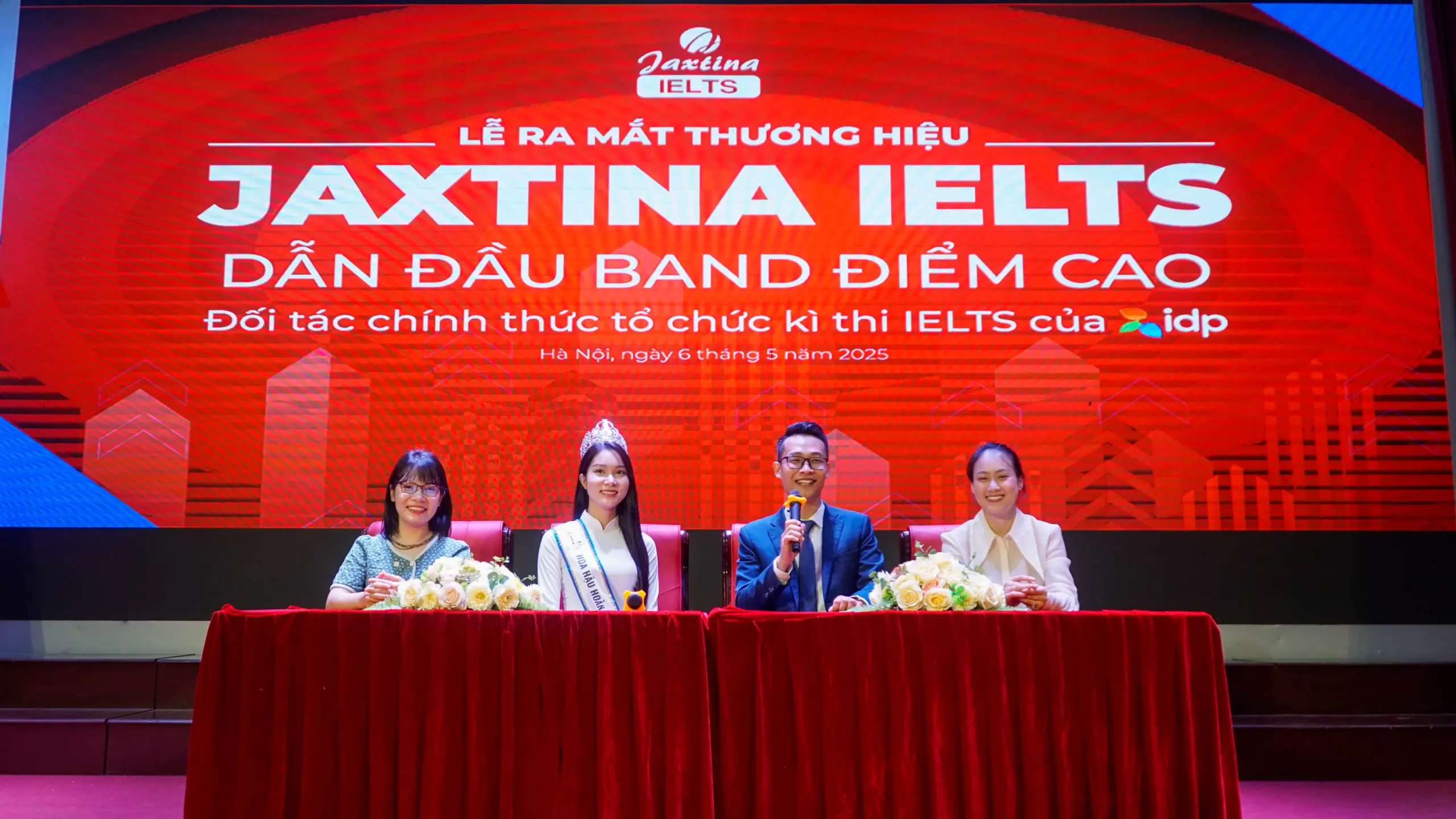 Jaxtina ra mắt thương hiệu Jaxtina IELTS, hướng đến band điểm cao 7.5+