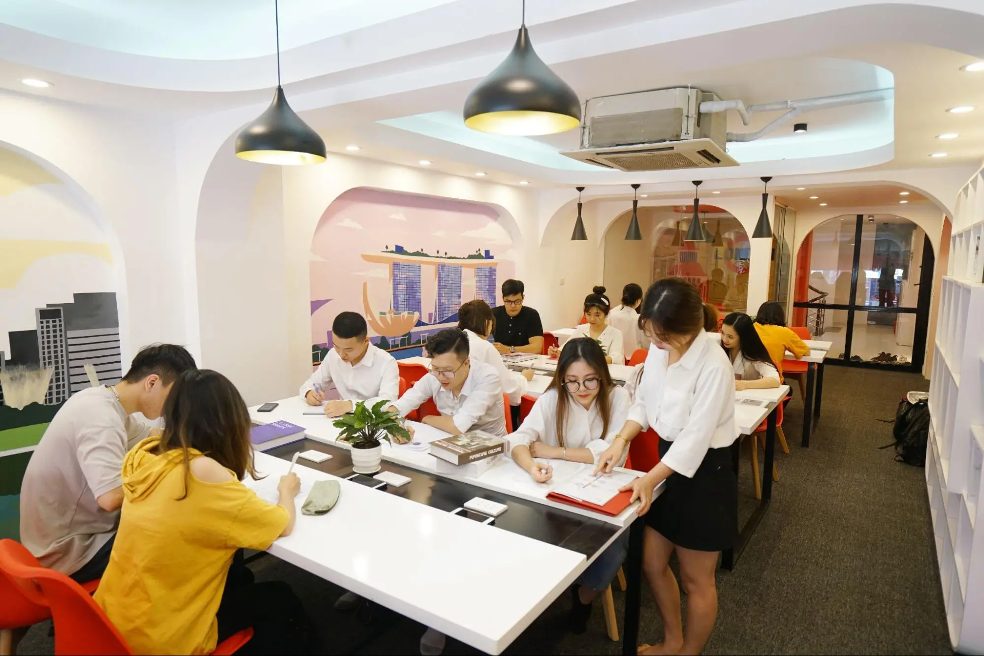 Học TOEIC 4 Kỹ Năng Ở Đâu Uy Tín? Hướng Dẫn Chọn Trung Tâm, Lộ Trình Và Kinh Nghiệm Thực Tế 13 Trung tâm tiếng Anh Jaxtina - địa điểm học TOEIC 4 kỹ năng uy tín tại Việt Nam