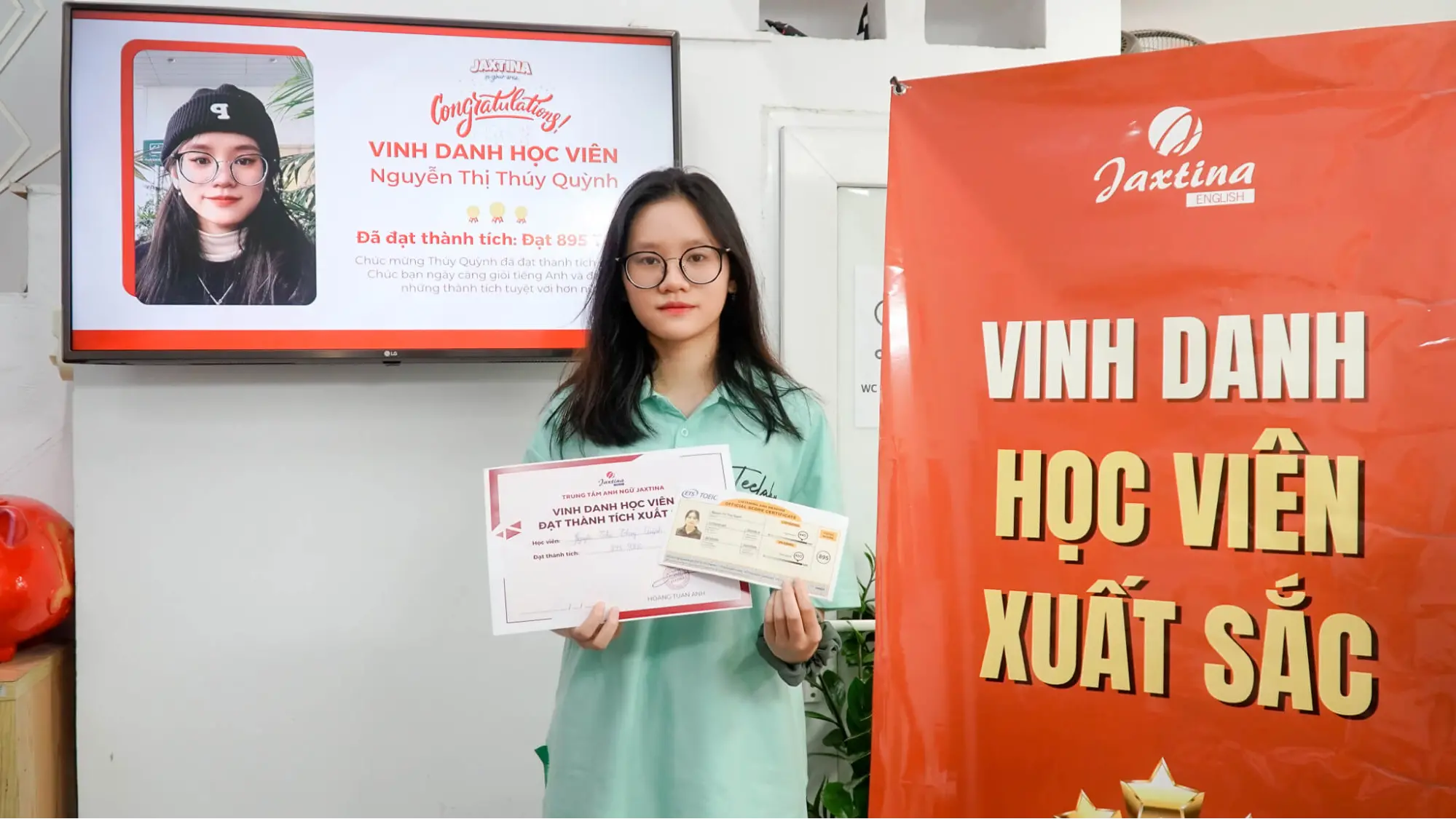Vinh danh học viên học toeic 4 kỹ năng tại Jaxtina
