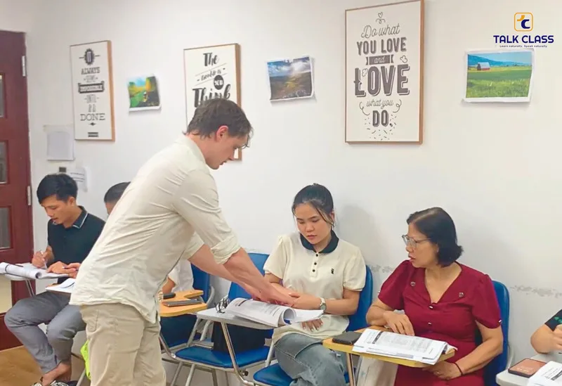 trung tâm anh ngữ cho người đi làm hà nội