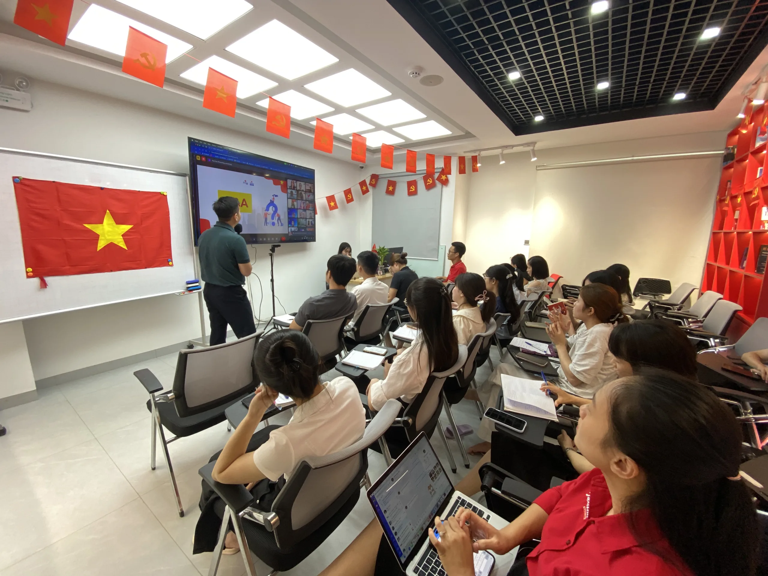 [HN] Tuyển dụng Thực tập sinh Content Creator